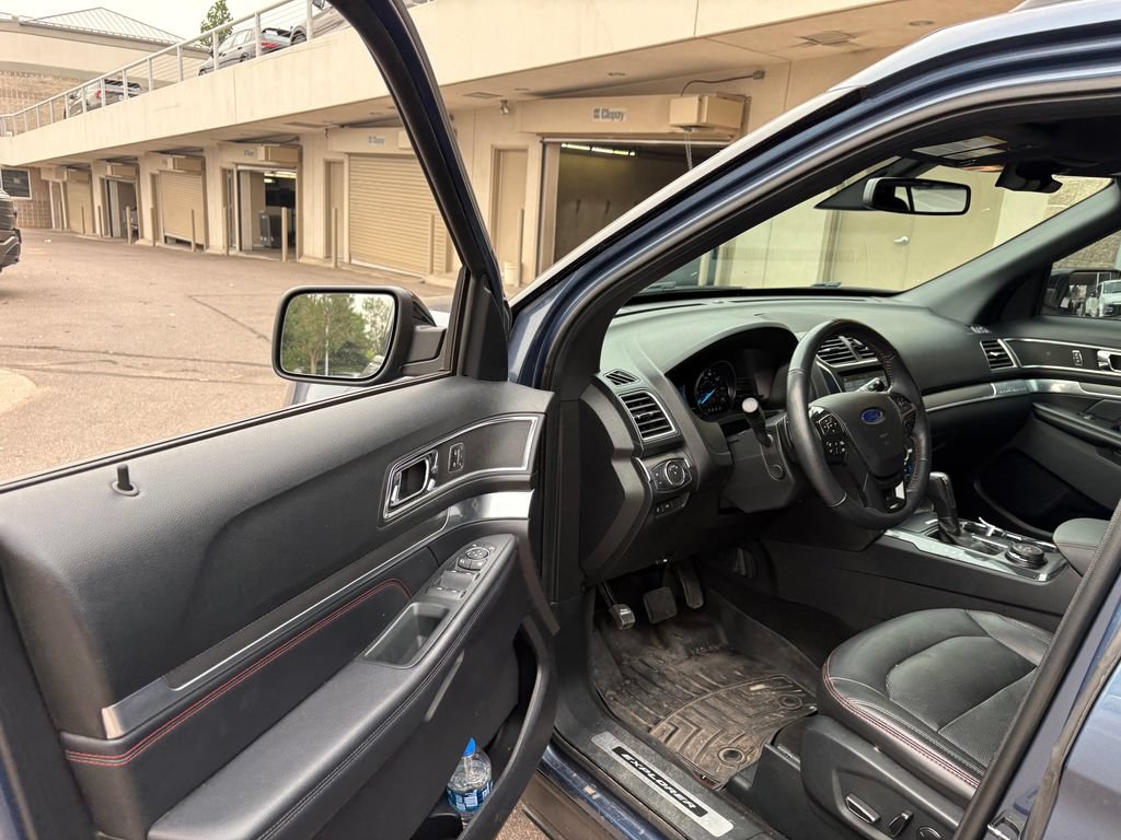 Used 2018 Ford Explorer Sport w/ Equipment Group 401A AWD/4WD image 15