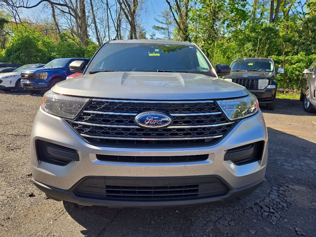 Used 2020 Ford Explorer XLT w/ Class III Trailer Tow Package AWD/4WD image 2