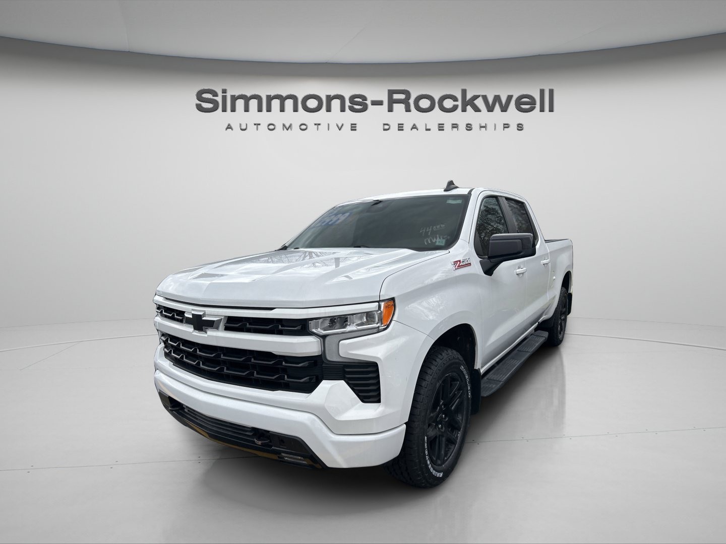Used 2023 Chevrolet Silverado 1500 RST AWD/4WD image 7