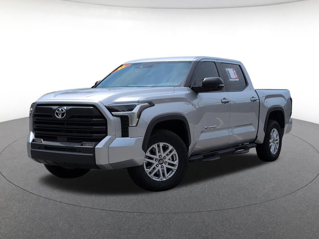 Used 2025 Toyota Tundra SR5 w/ SR5 Premium Package AWD/4WD video 1