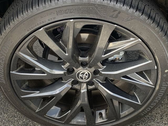 Certified 2025 Toyota Crown Signia w/ Advanced Technology Package AWD/4WD image 35