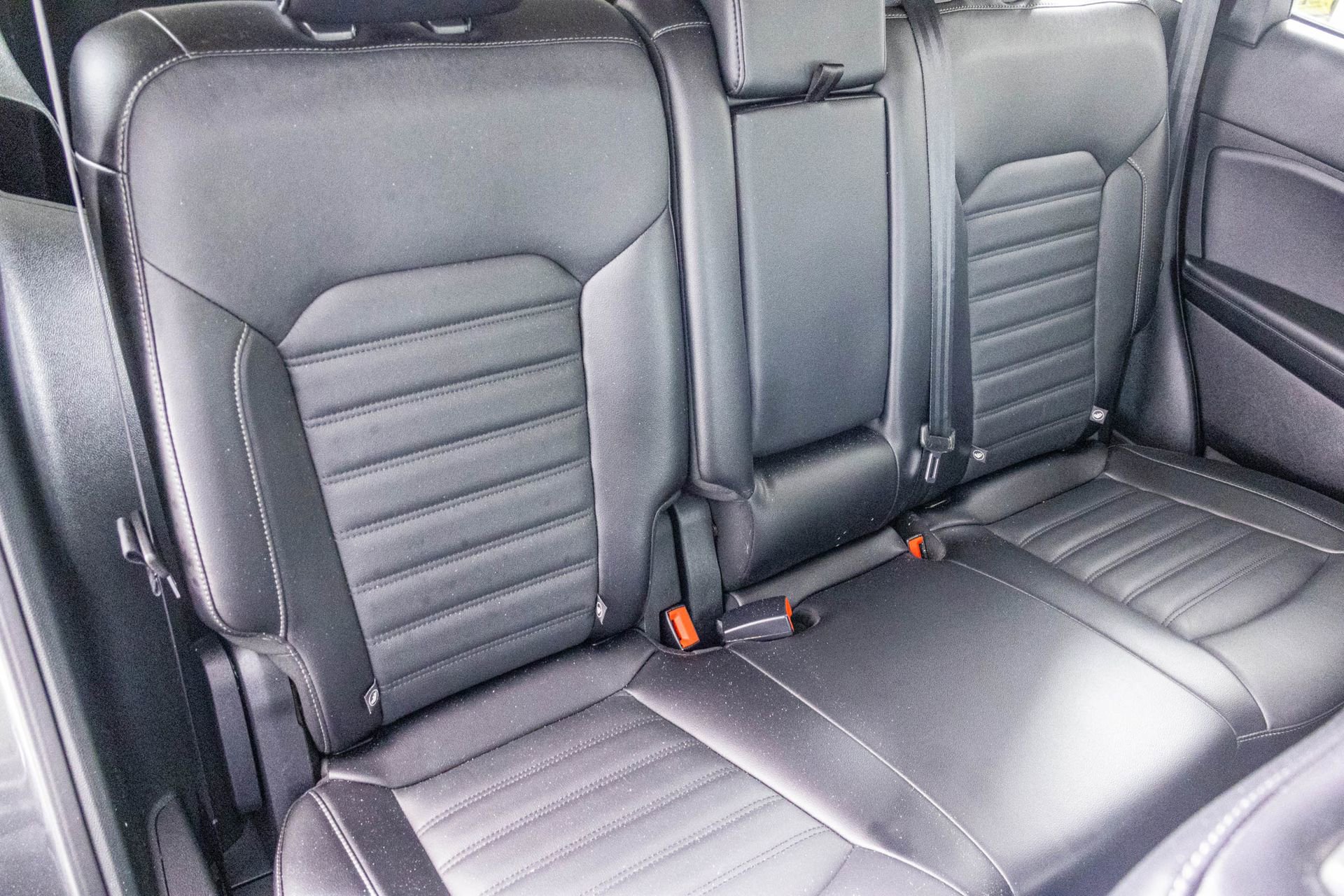 Used 2018 Ford Edge SEL w/ Equipment Group 201A image 35