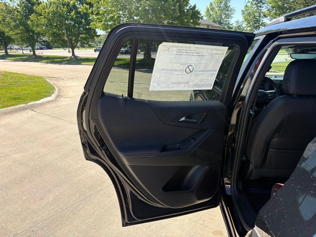 New 2026 Chevrolet Equinox RS w/ Safety and Technology Package AWD/4WD image 49