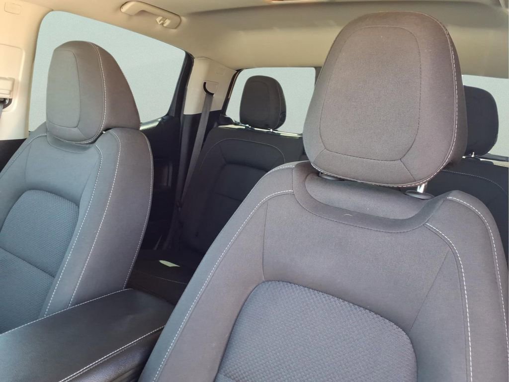 Used 2022 Chevrolet Colorado LT w/ LT Convenience Package image 12