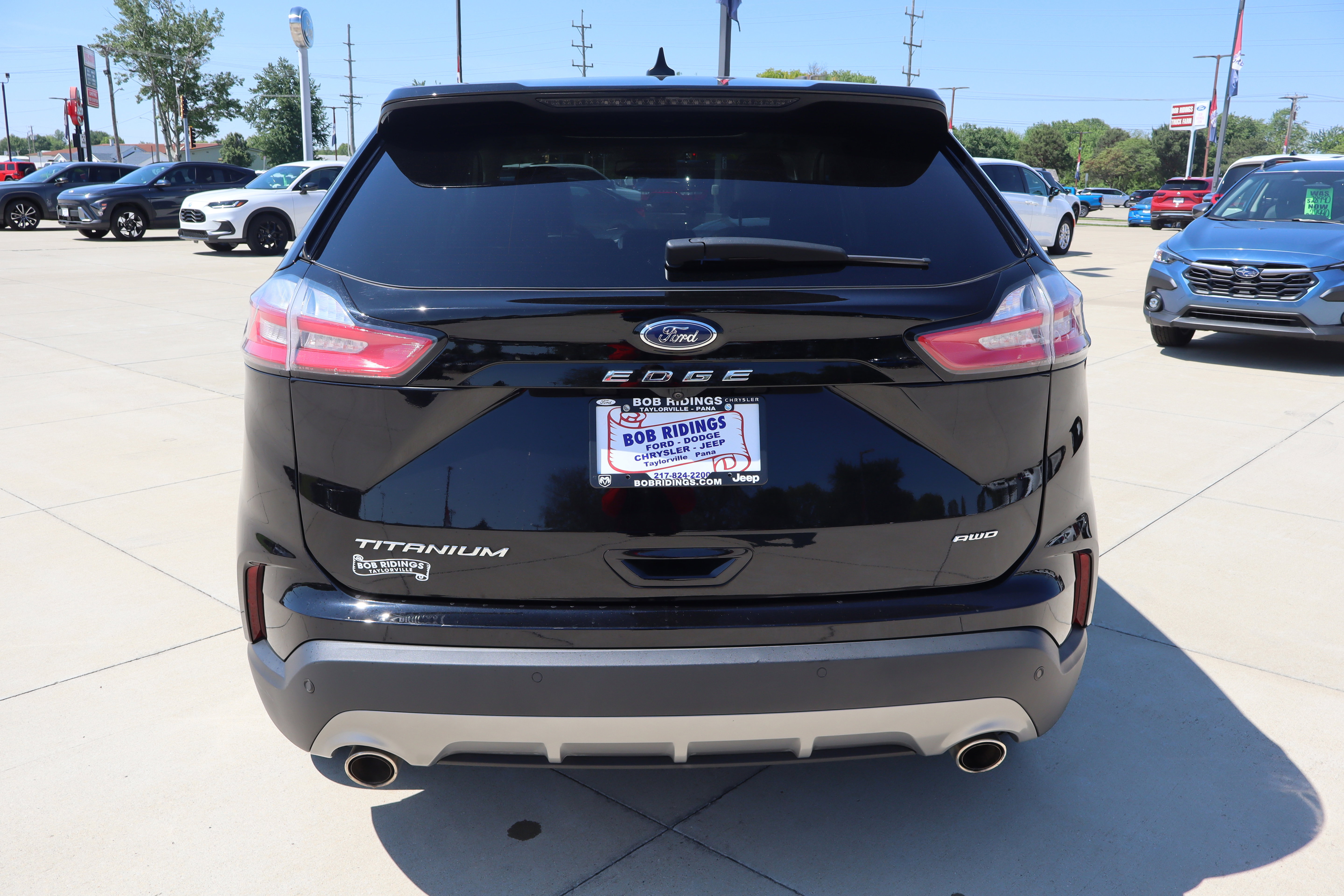 Used 2024 Ford Edge Titanium w/ Equipment Group 301A AWD/4WD image 7