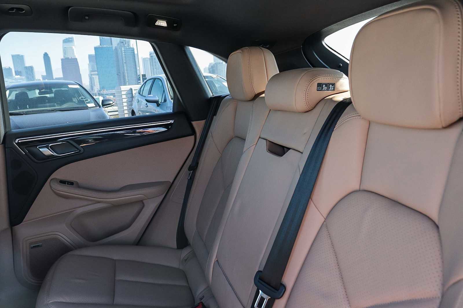 Used 2024 Porsche Macan image 22