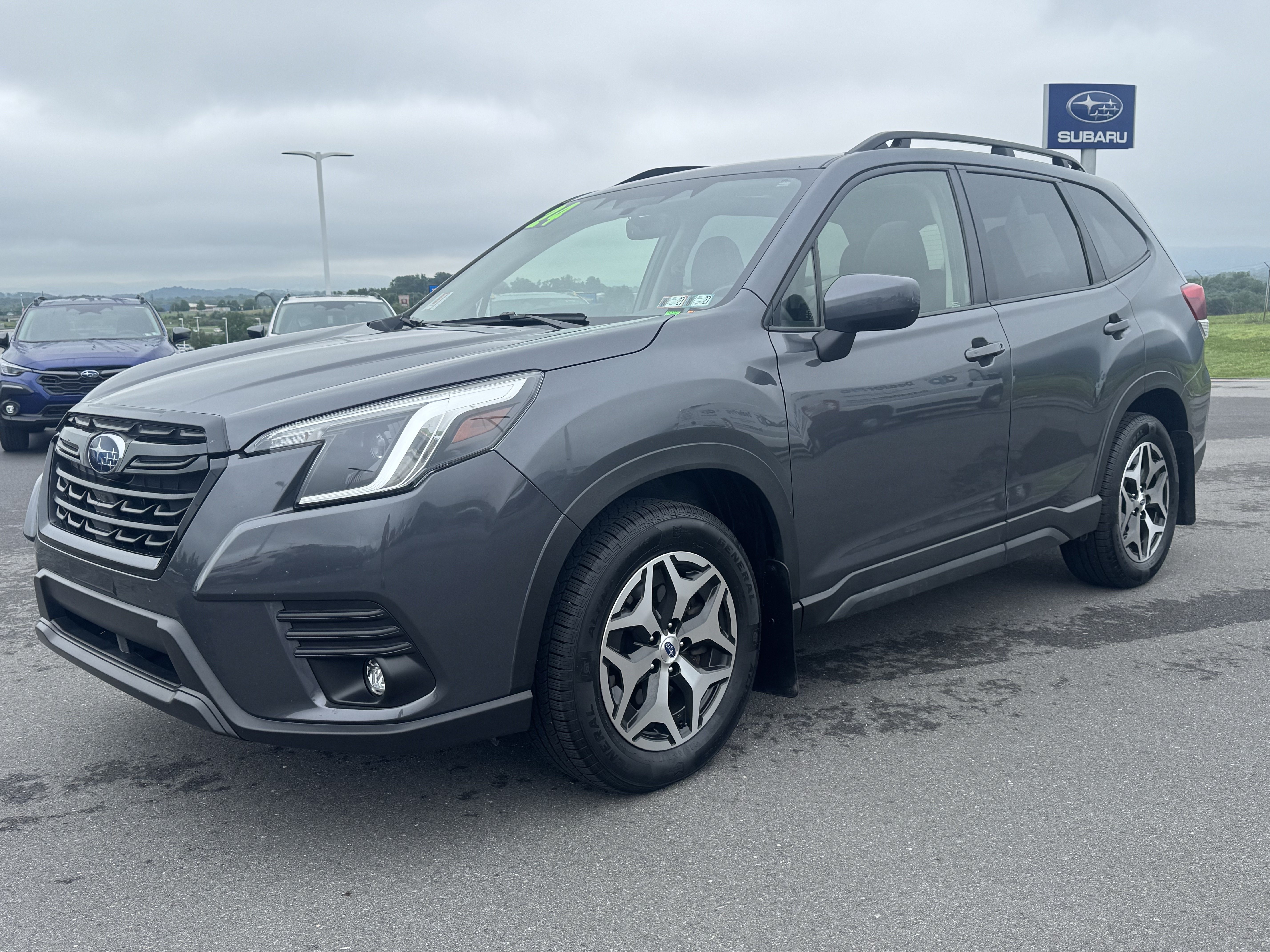 Certified 2024 Subaru Forester Premium AWD/4WD image 8