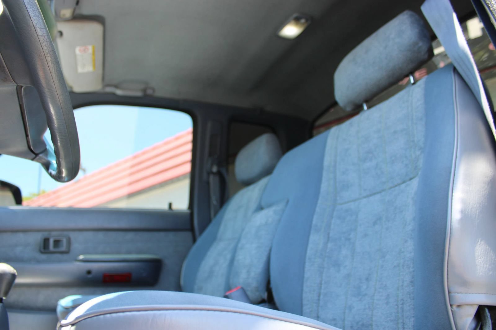 Used 2000 Toyota Tacoma 4x4 Xtracab V6 image 10