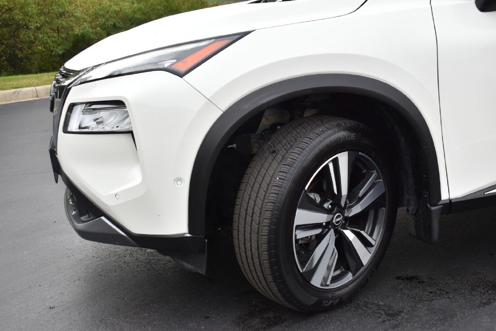 Used 2023 Nissan Rogue SL w/ SL Premium Package AWD/4WD image 12