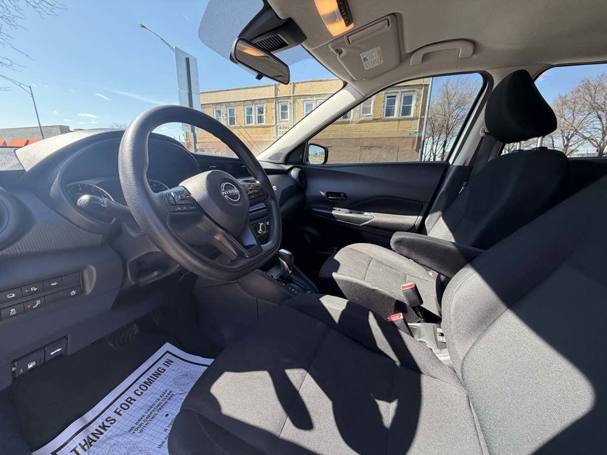 Used 2023 Nissan Kicks S FWD image 14