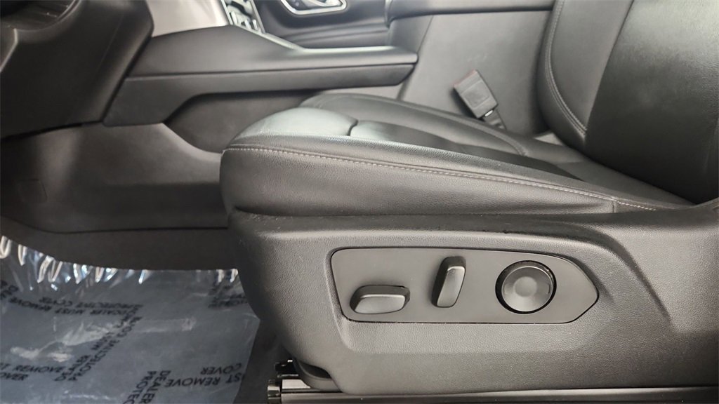 Used 2023 Chevrolet Tahoe LT image 14