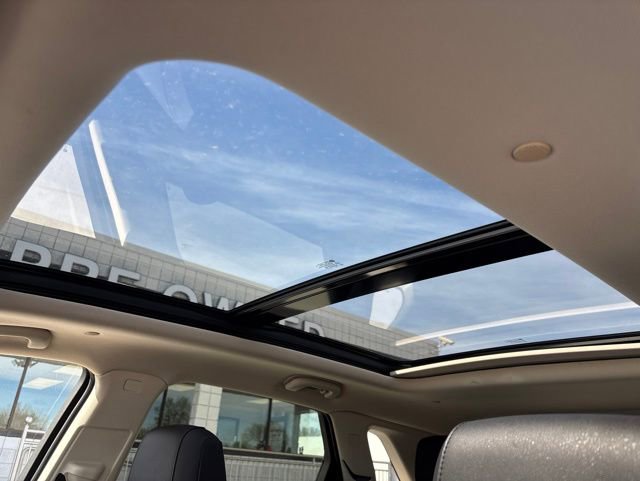 Used 2019 Cadillac XT5 Luxury FWD image 21