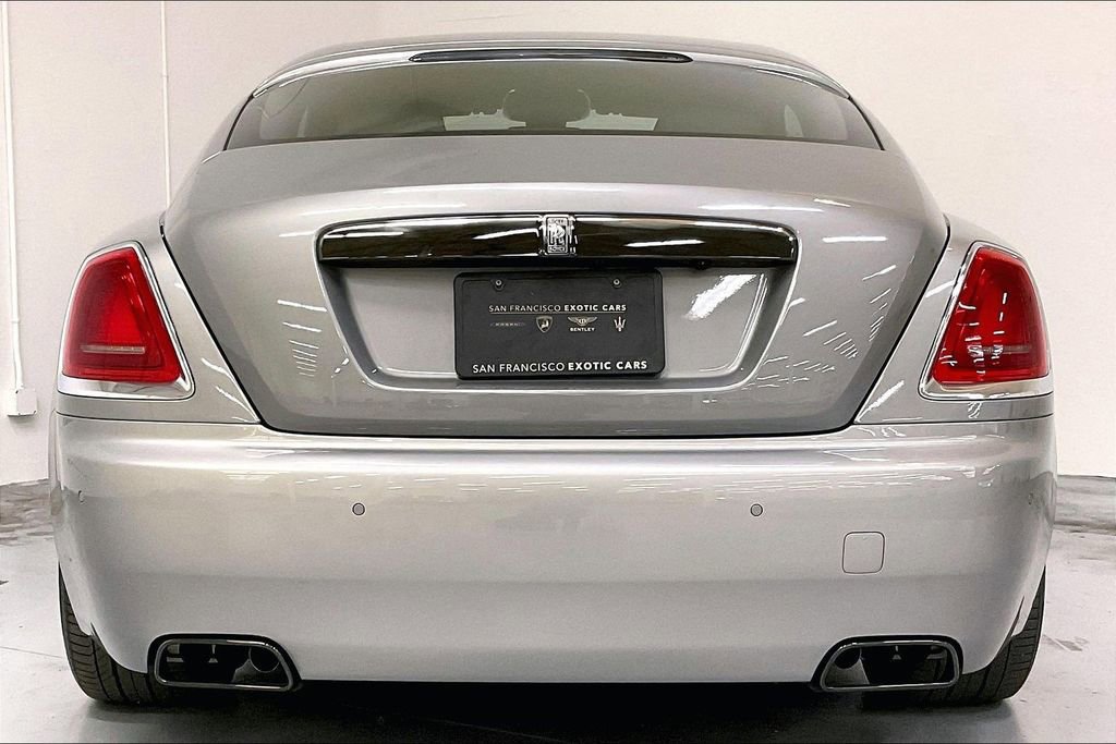 Used 2018 Rolls-Royce Wraith image 5