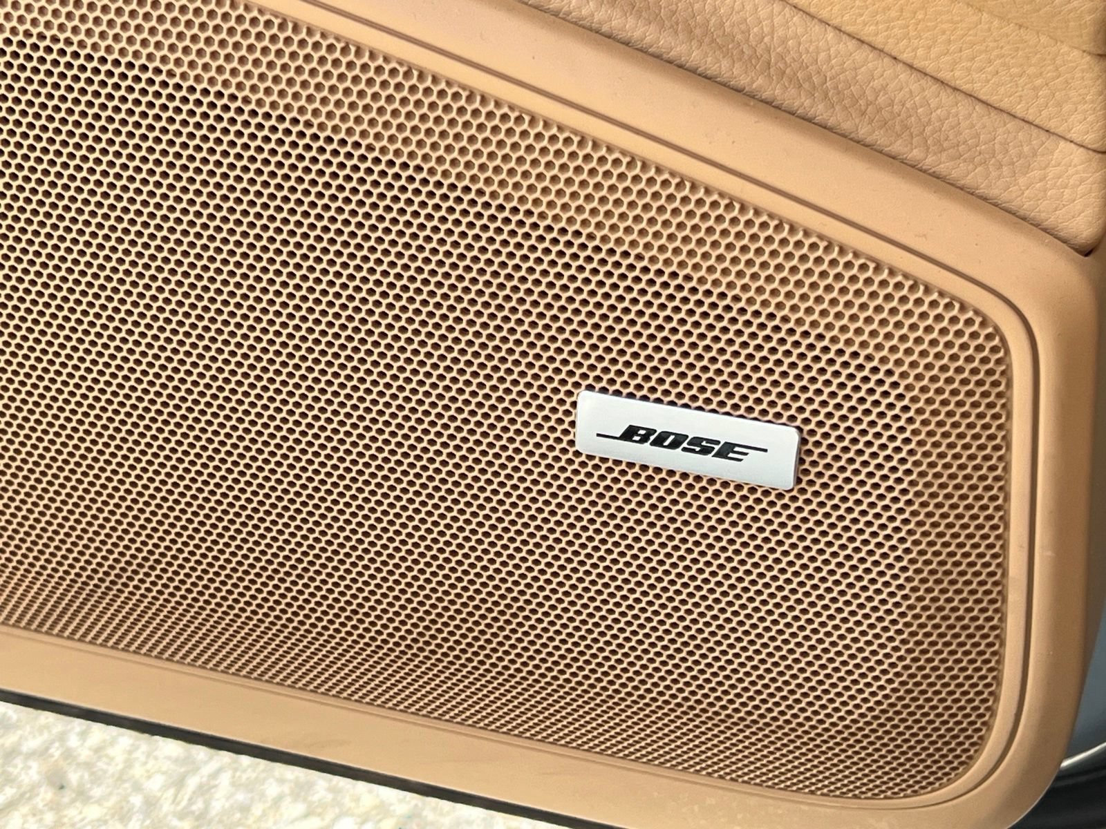 Certified 2020 Porsche Panamera 4 AWD/4WD image 33