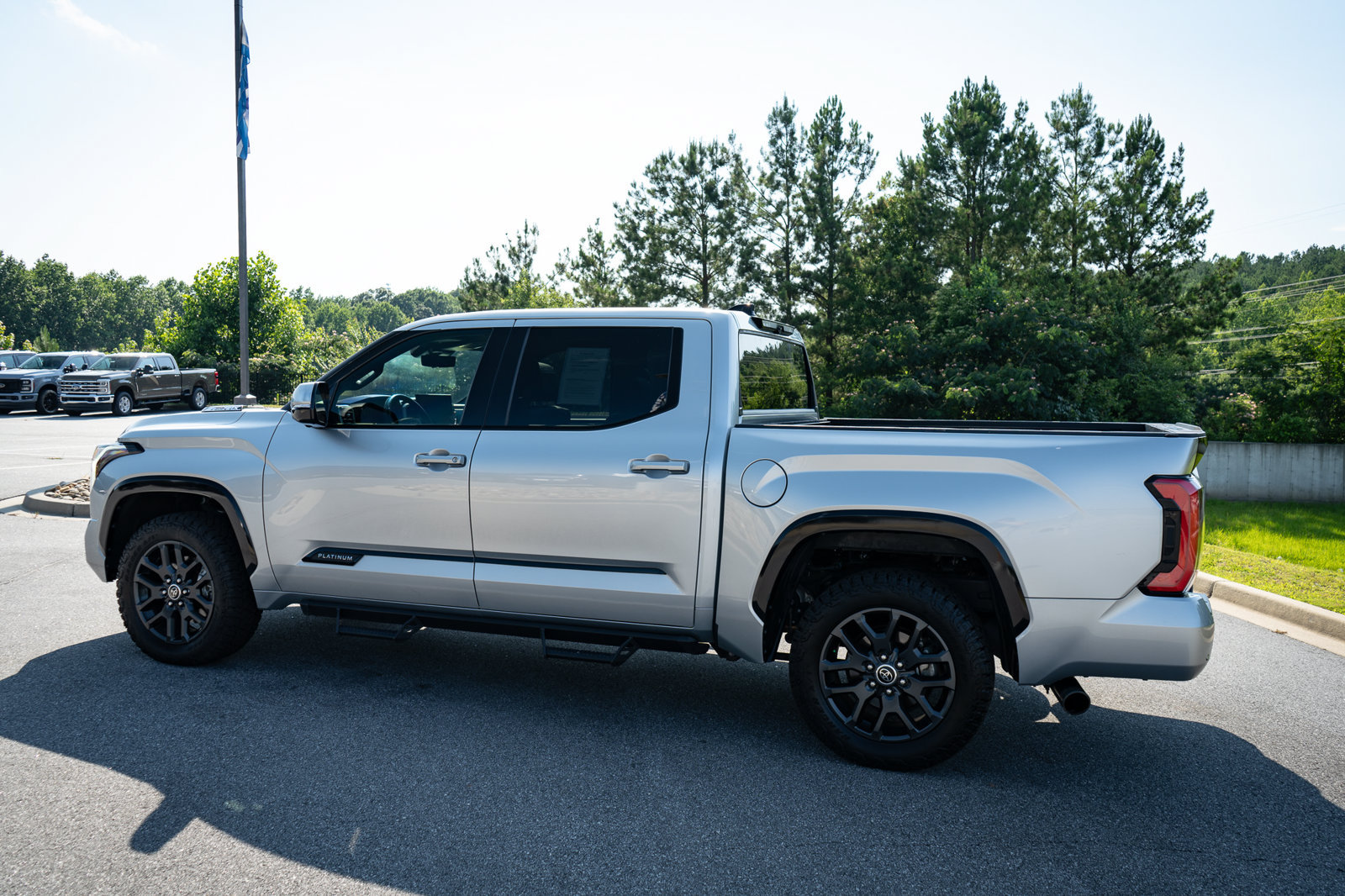 Used 2023 Toyota Tundra Platinum AWD/4WD image 7