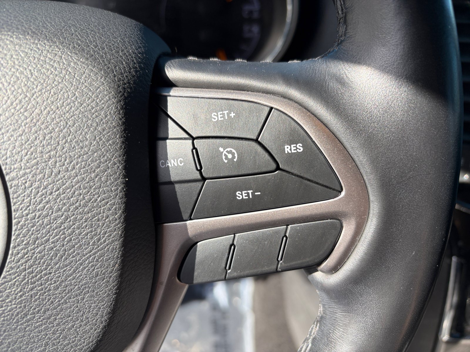 Used 2021 Jeep Grand Cherokee Laredo X AWD/4WD image 15