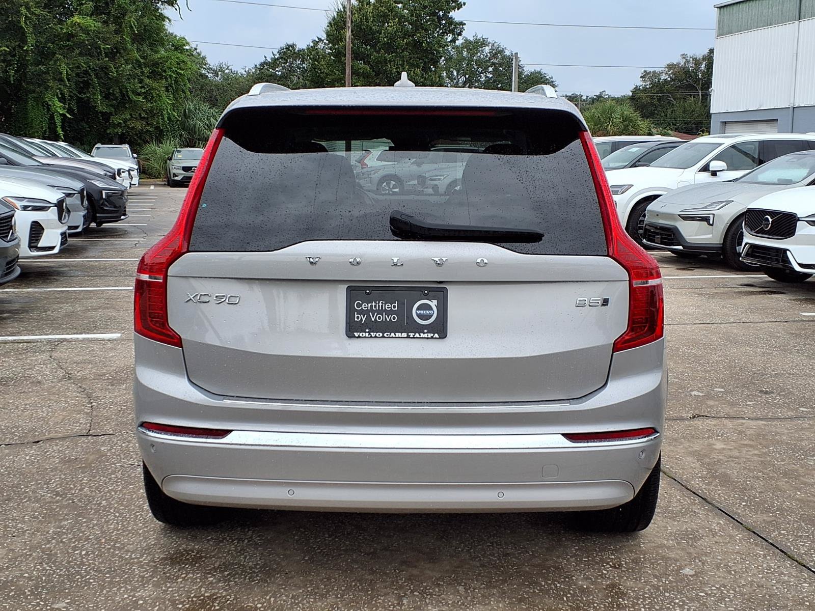 Used 2025 Volvo XC90 B5 Core w/ Protection Package Premier AWD/4WD image 6