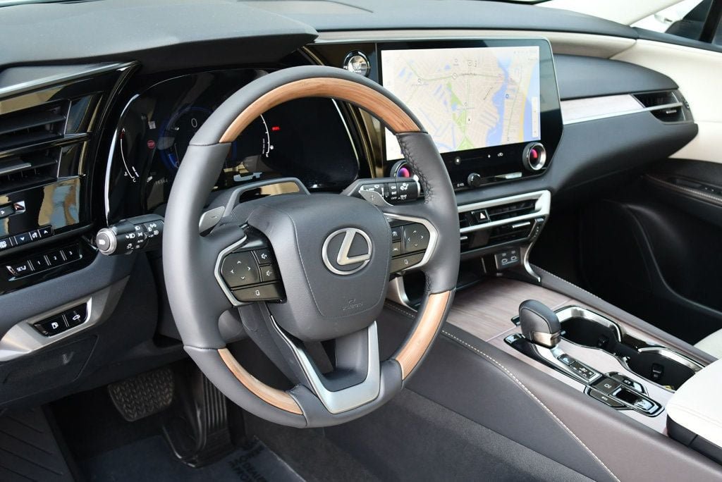 Used 2023 Lexus RX 350 Premium Plus w/ Accessory Package FWD image 38