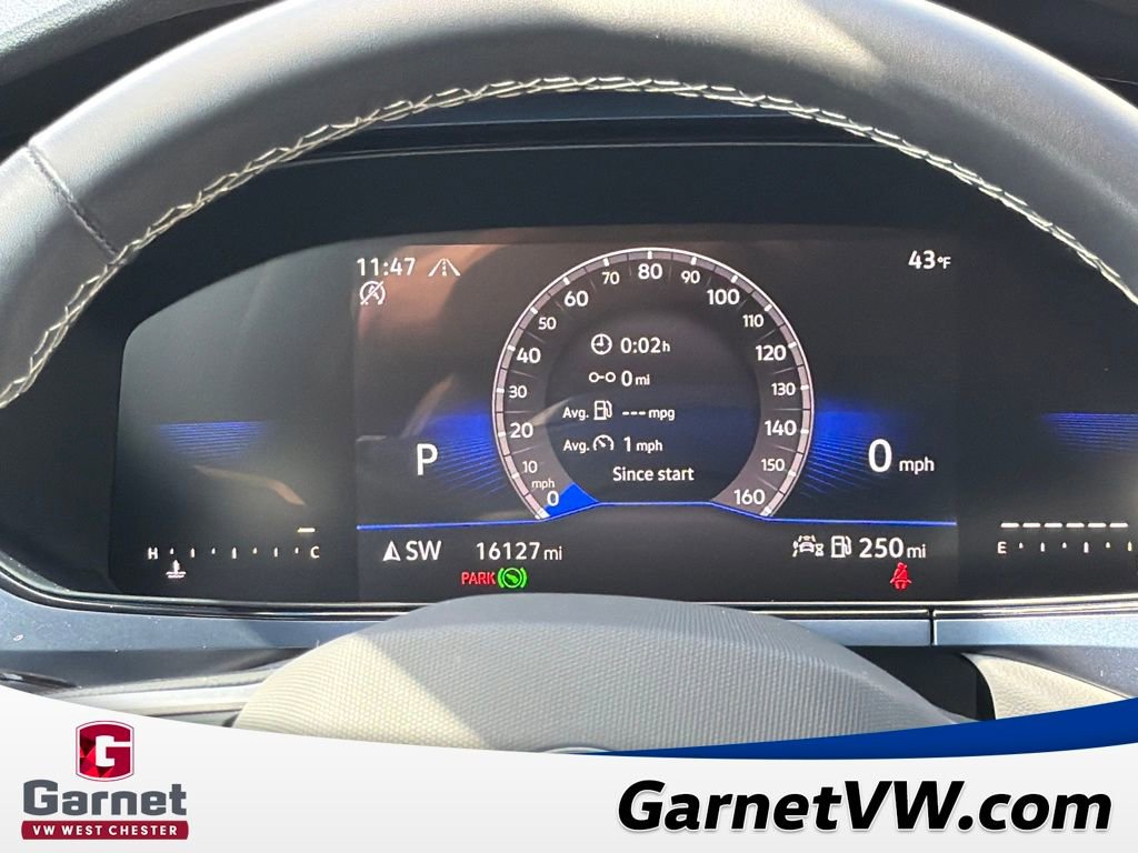 Certified 2024 Volkswagen Taos SE image 16