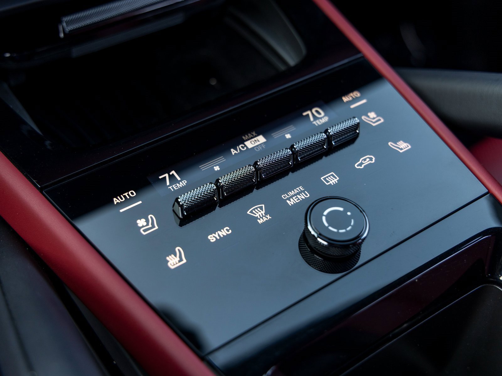 Certified 2025 Porsche Cayenne image 36