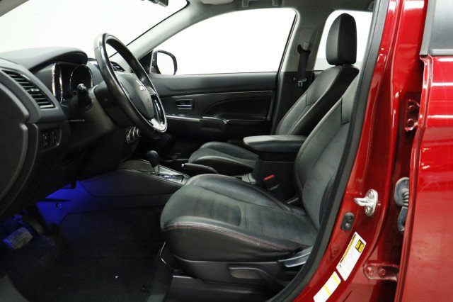 Used 2023 Mitsubishi Outlander Sport SE AWD/4WD image 7