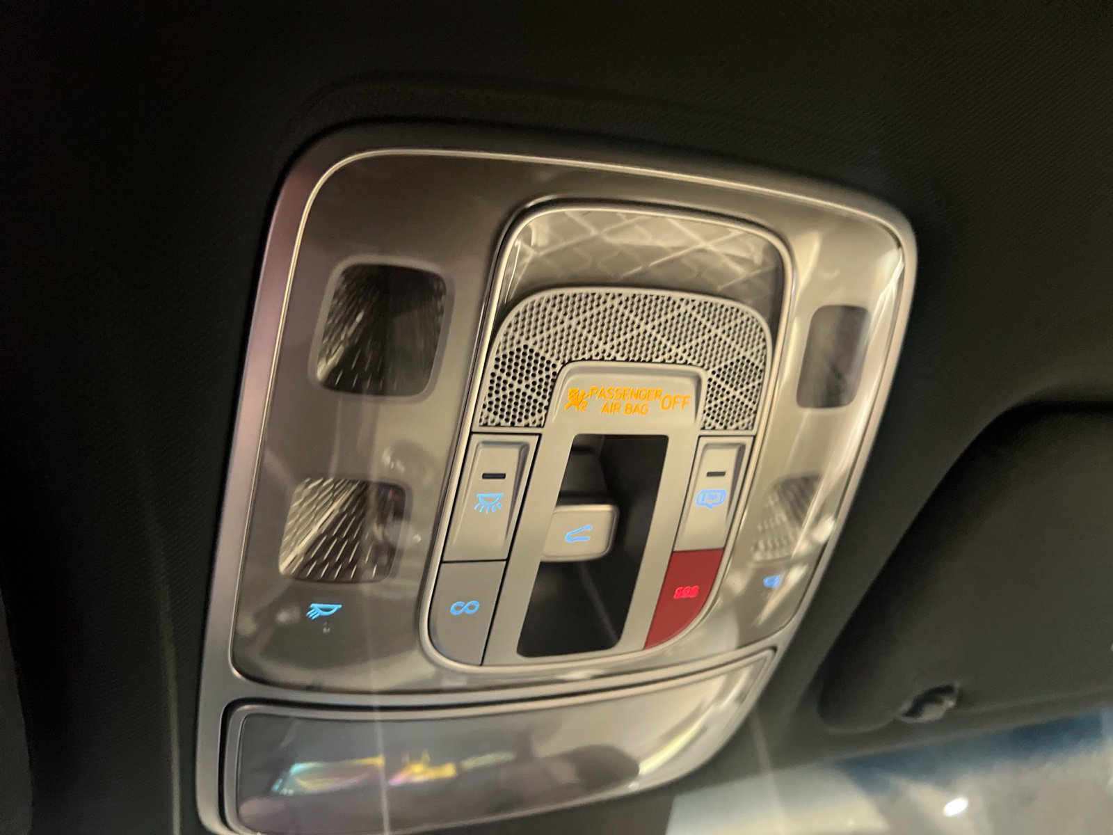 Used 2025 Genesis Electrified GV70 AWD/4WD image 18