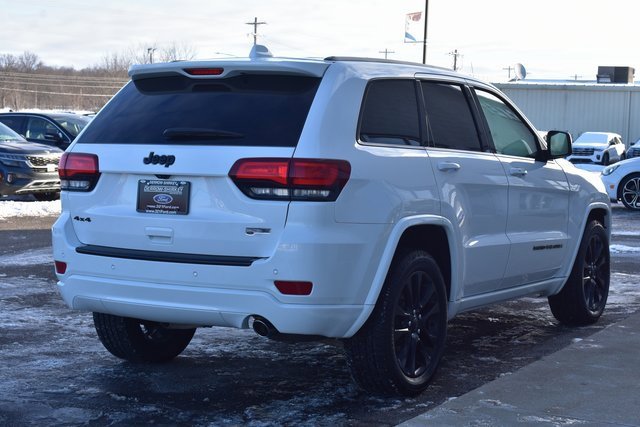Used 2018 Jeep Grand Cherokee Altitude image 6