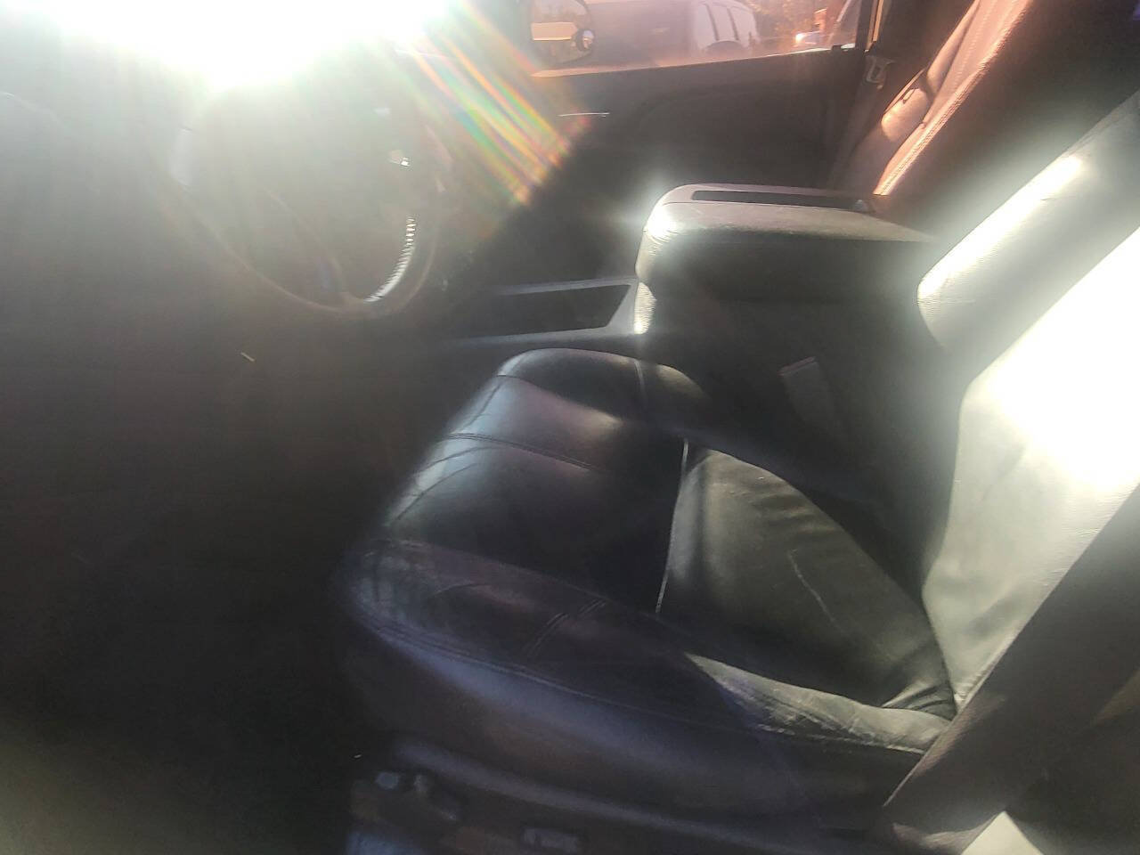 Used 2012 Chevrolet Suburban LT RWD image 39