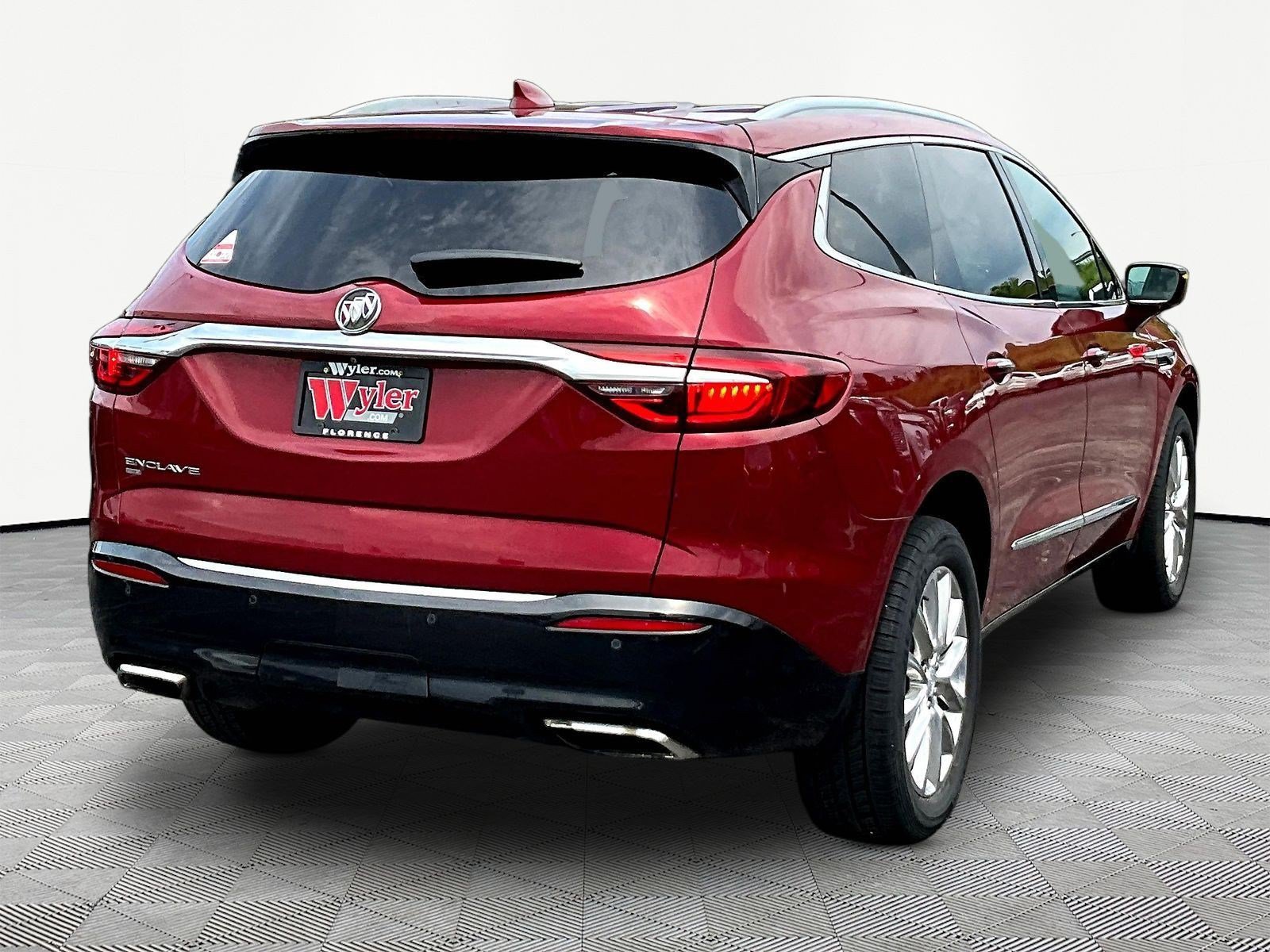 Used 2021 Buick Enclave Essence w/ Sound and Sites Package AWD/4WD image 6