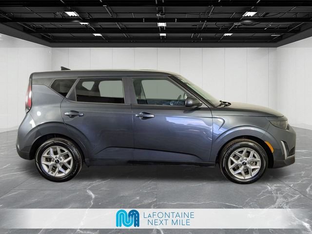 Used 2023 Kia Soul LX w/ Option Group 015 image 6
