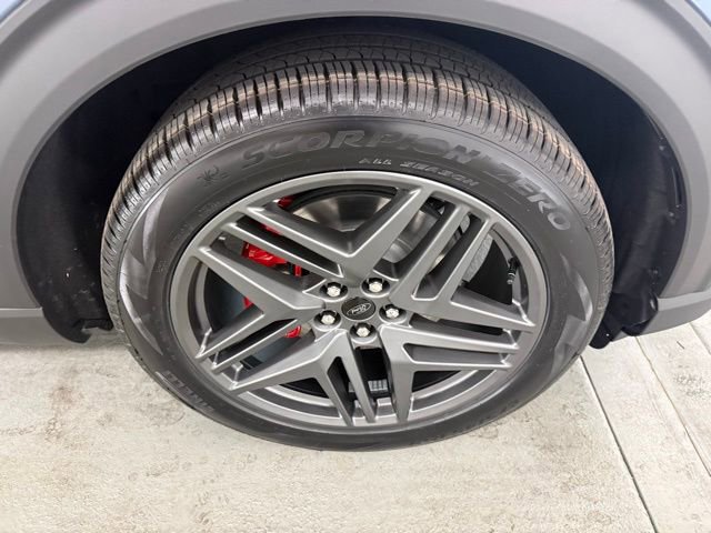 New 2026 Ford Explorer ST AWD/4WD image 5