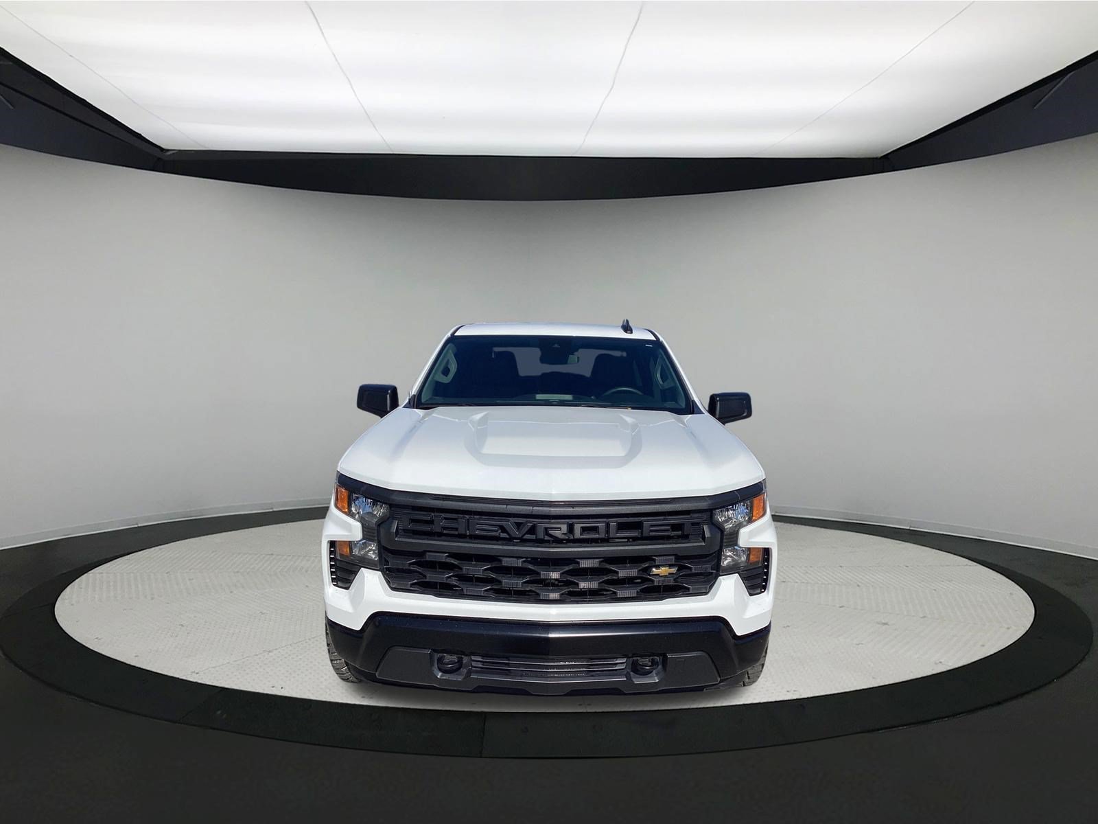 Used 2024 Chevrolet Silverado 1500 W/T AWD/4WD image 3