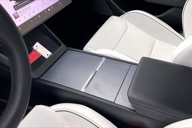 Used 2025 Tesla Model 3 Performance image 17