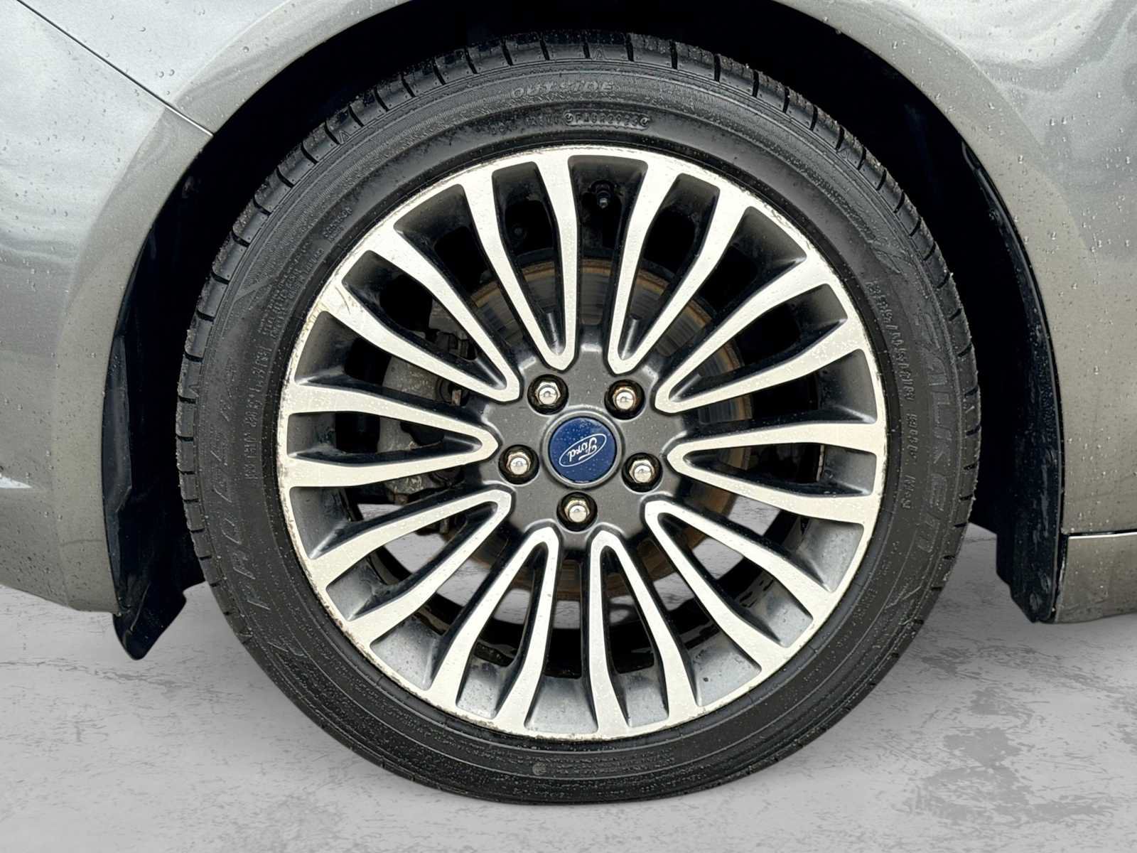 Used 2017 Ford Fusion Titanium AWD/4WD image 13