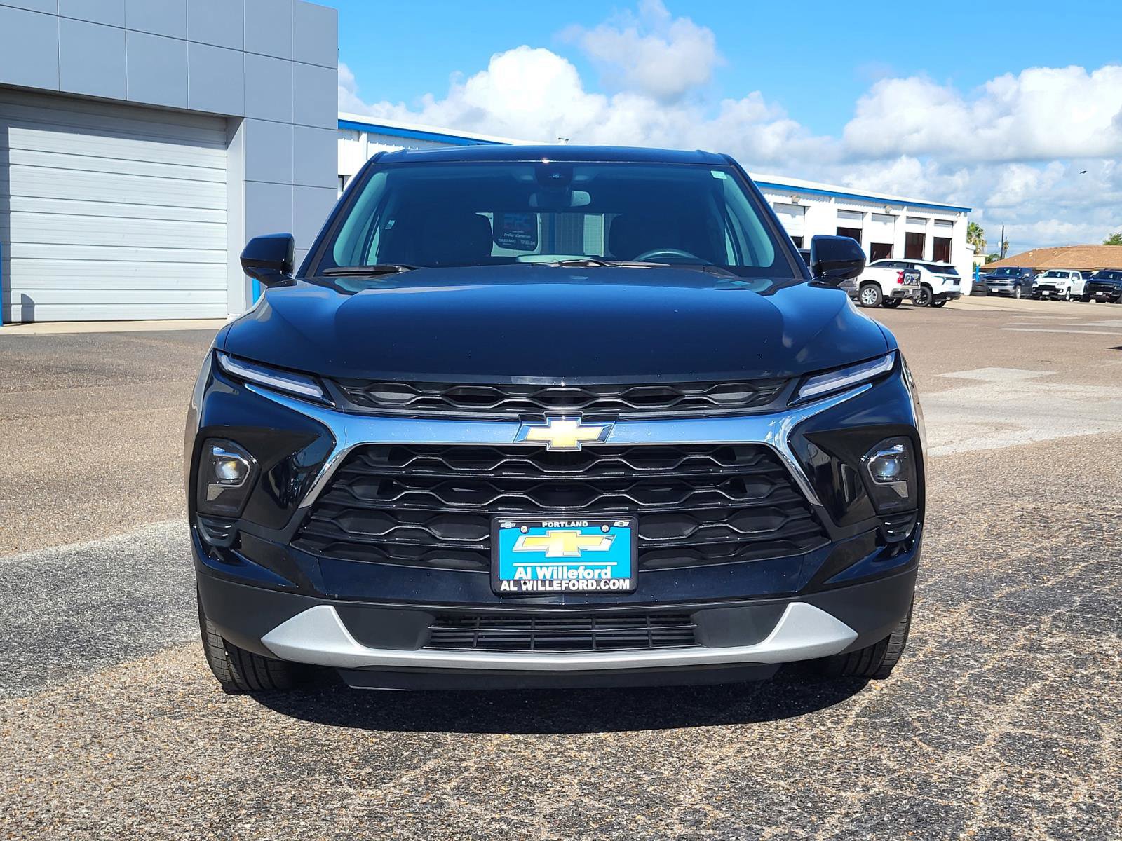 Used 2025 Chevrolet Blazer LT FWD image 8