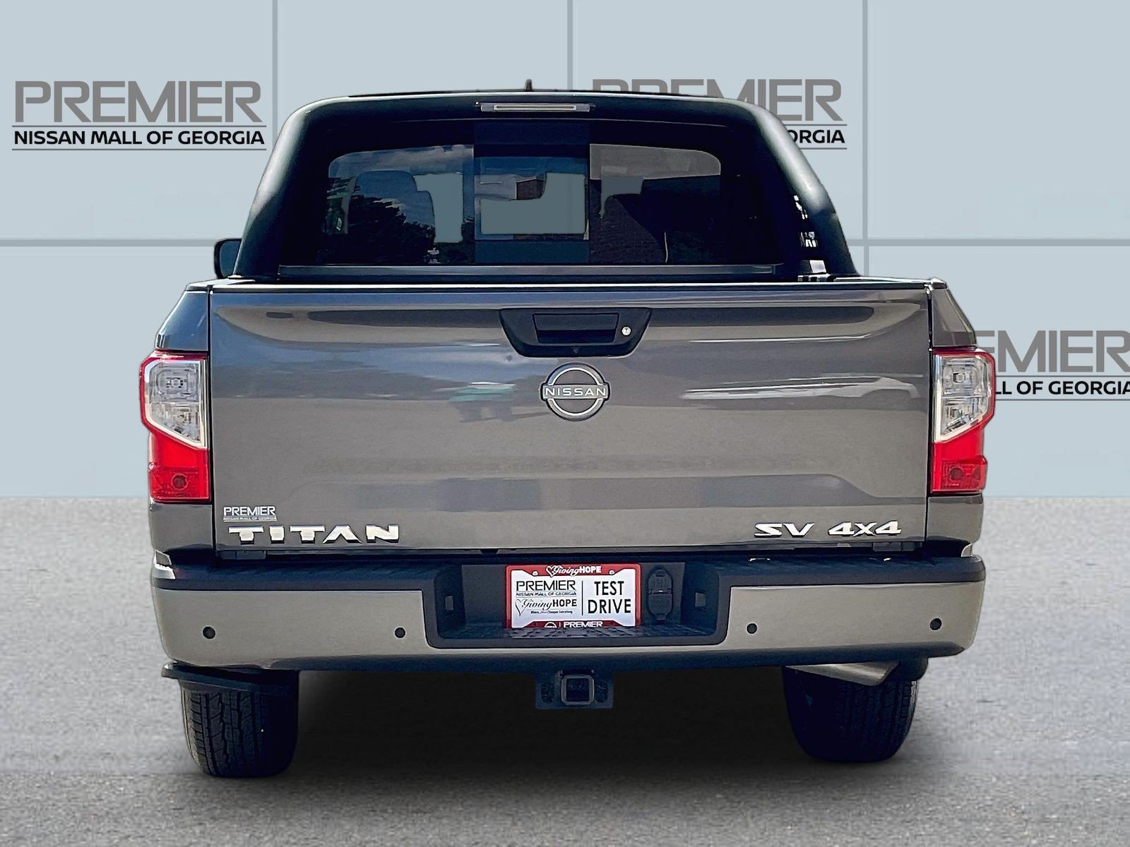Used 2024 Nissan Titan SV w/ SV Convenience Package AWD/4WD image 6