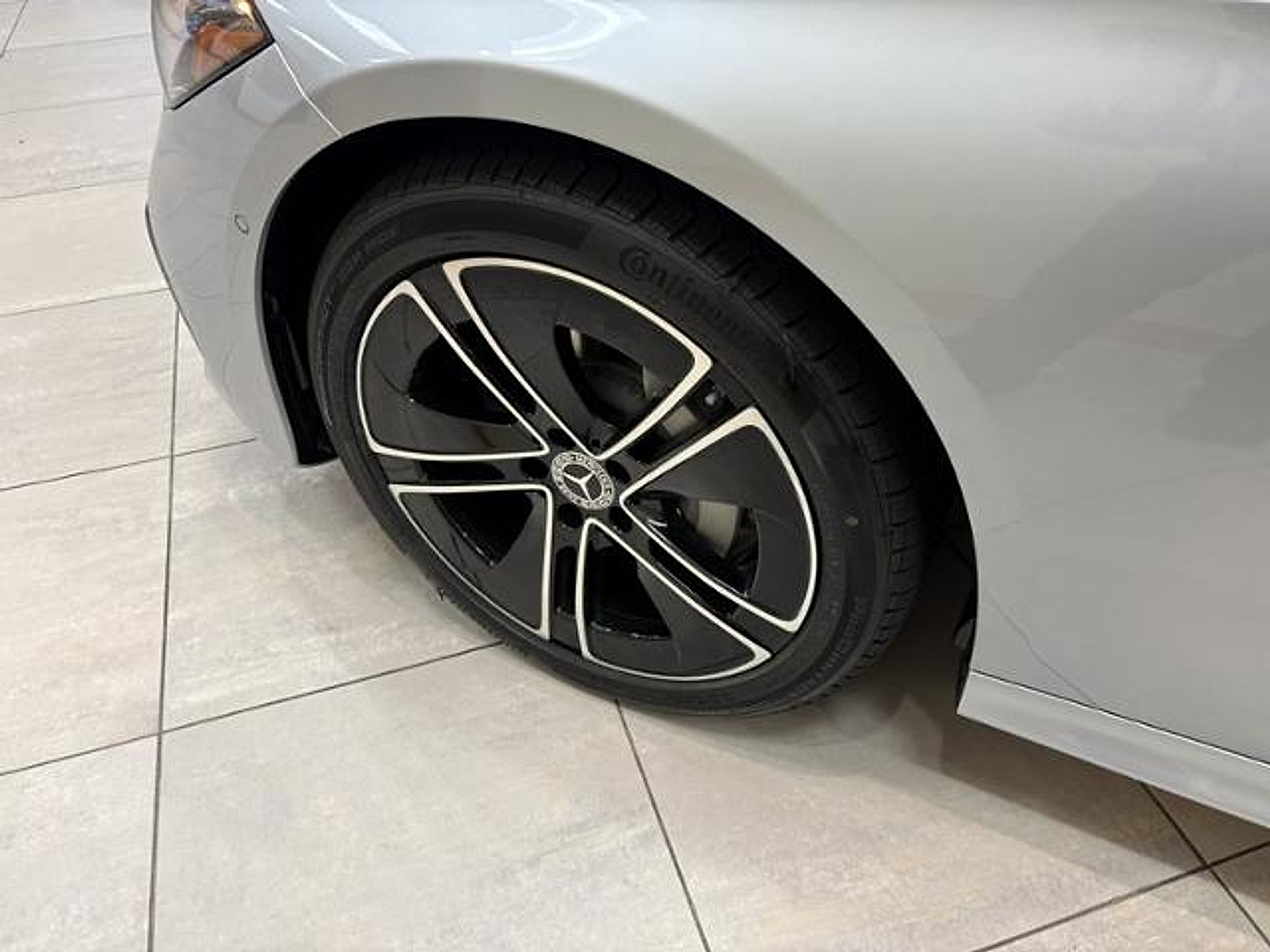 New 2026 Mercedes-Benz CLE 300 4MATIC Coupe image 4