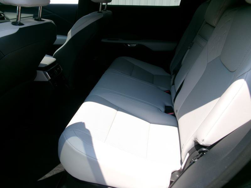 Used 2026 Lexus RX 350 Premium w/ Accessory Package (Z1) AWD/4WD image 9