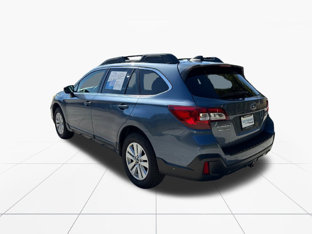 Used 2018 Subaru Outback 2.5i Premium AWD/4WD image 6
