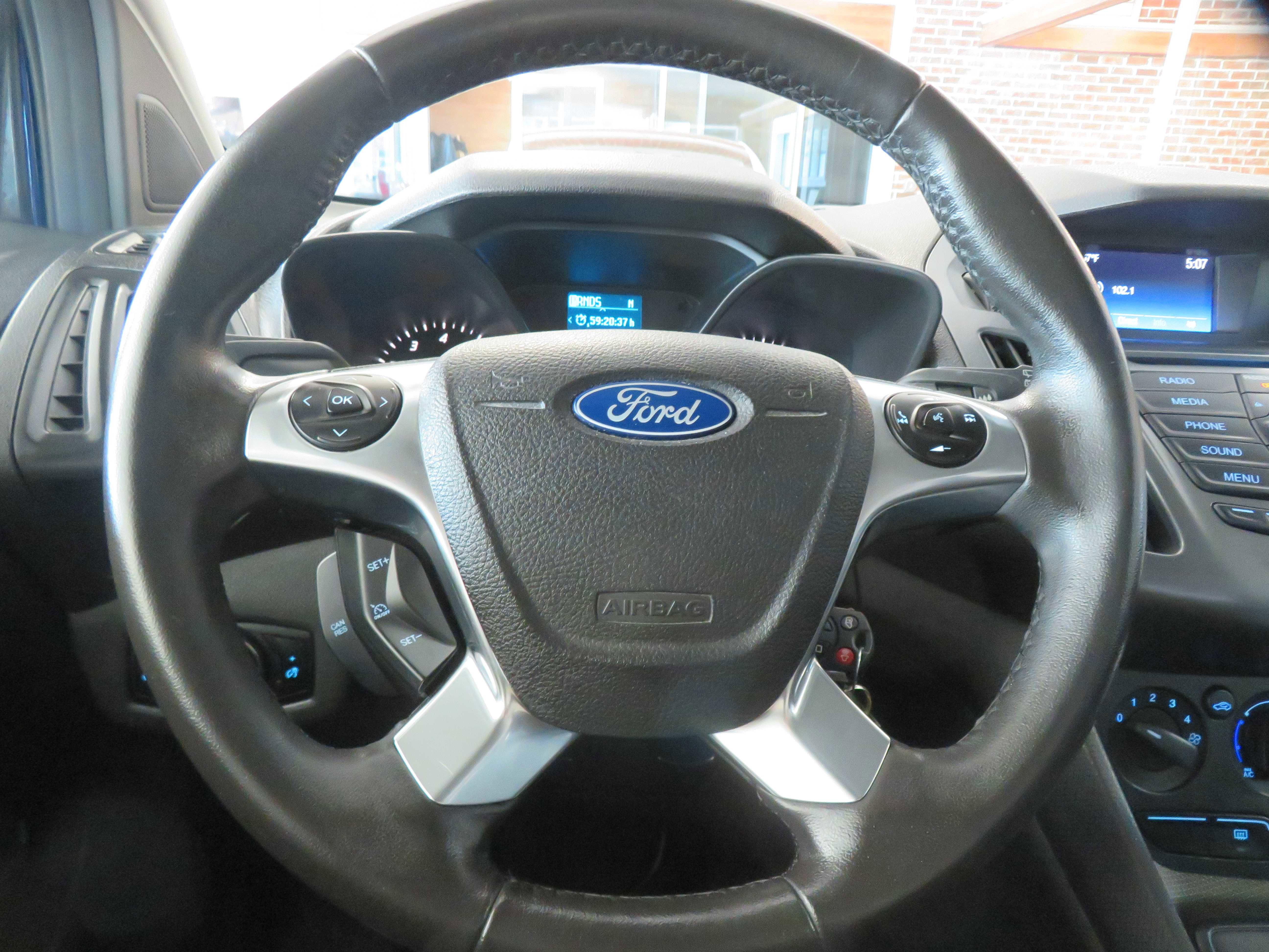 Used 2016 Ford Transit Connect XL image 26