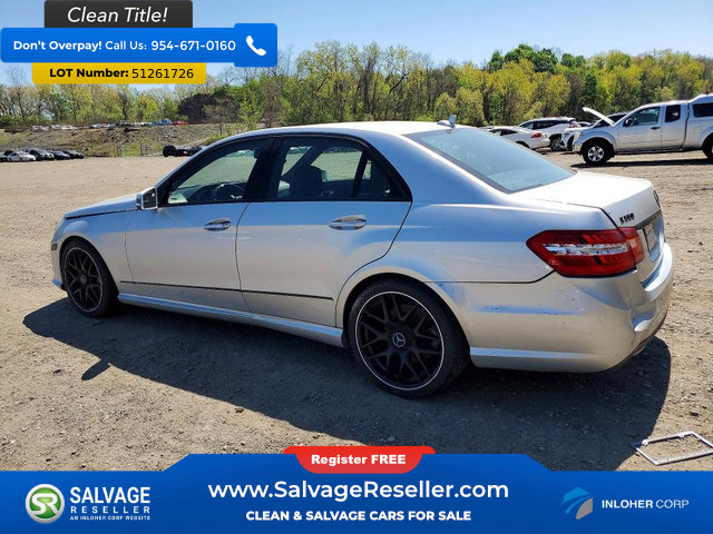 Used 2013 Mercedes-Benz E 550 4MATIC Sedan image 3