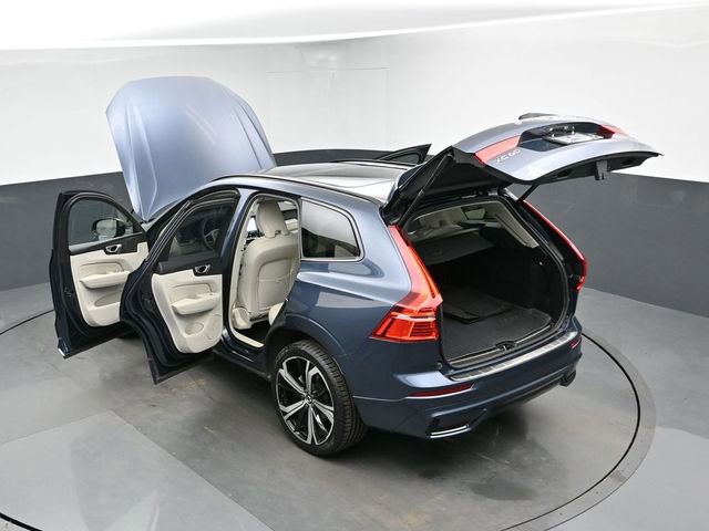 Used 2023 Volvo XC60 B5 Ultimate w/ Protection Package Premier FWD image 49