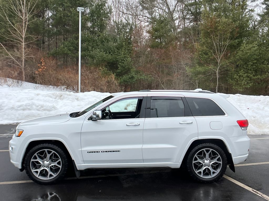 Used 2020 Jeep Grand Cherokee Overland image 2
