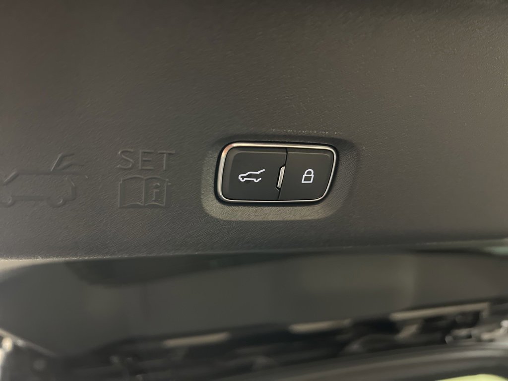 New 2026 Lincoln Navigator Reserve w/ Jet Appearance Package image 41