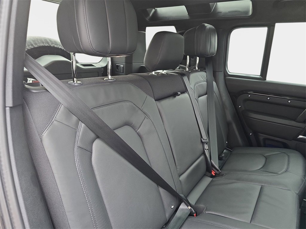 New 2026 Land Rover Defender 110 V8 image 12