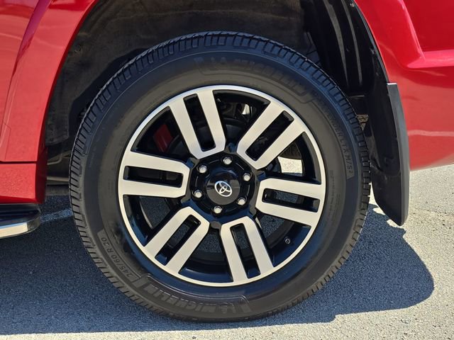 Used 2021 Toyota 4Runner Limited image 33