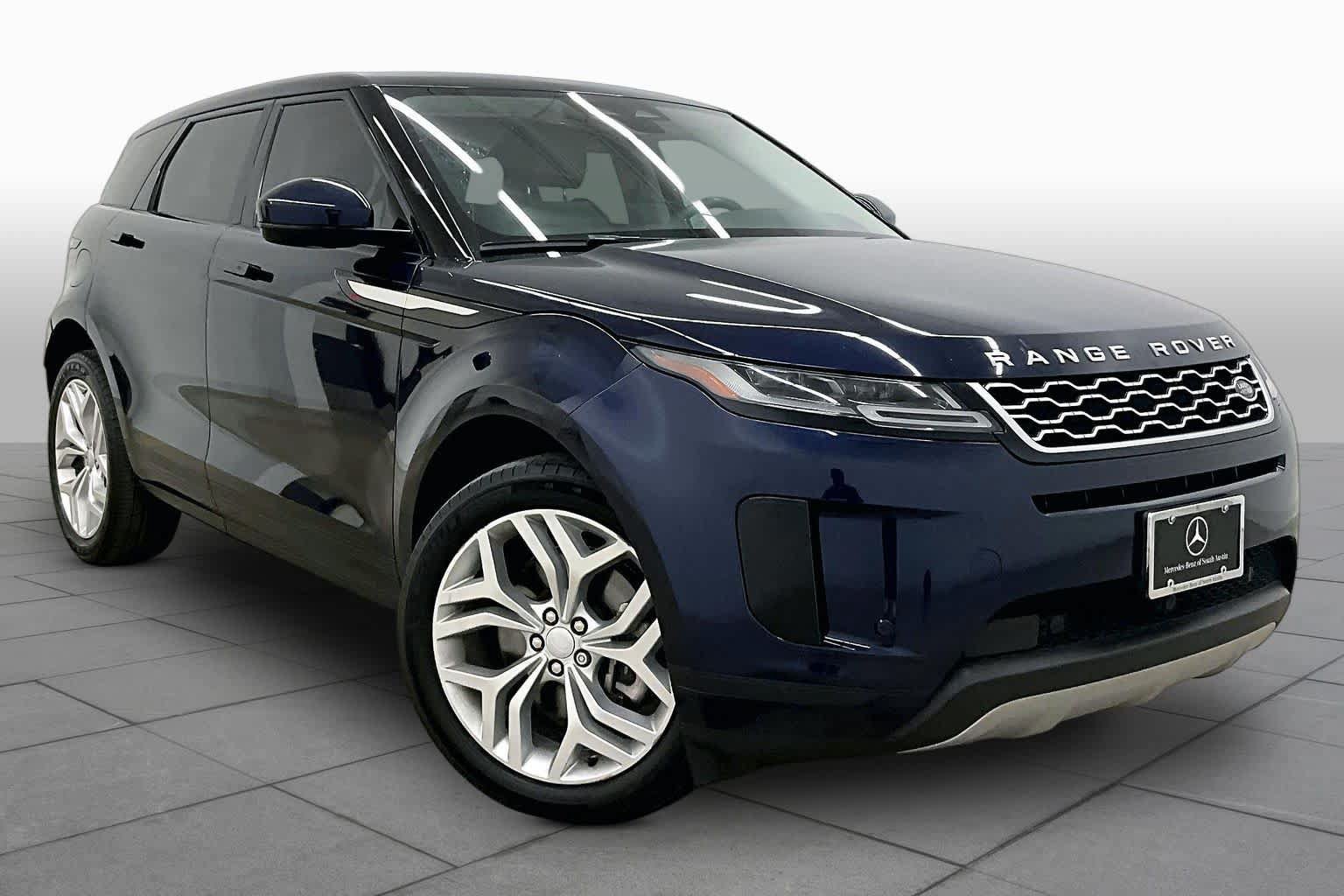 Used 2023 Land Rover Range Rover Evoque SE AWD/4WD image 3