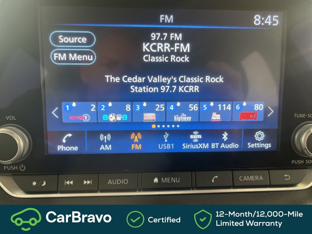 Used 2025 Nissan Sentra SV image 32