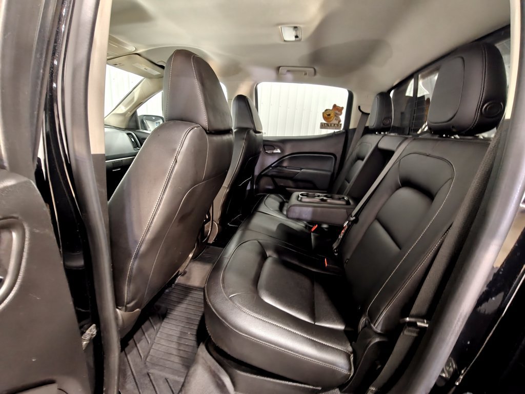 Used 2019 Chevrolet Colorado Z71 w/ Z71 Midnight Edition AWD/4WD image 31