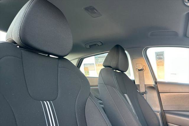 New 2026 Hyundai Elantra Blue image 13